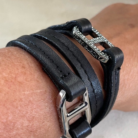 Tory Burch Triple Wrap Leather and Crystal bracelet - Picture 4 of 11
